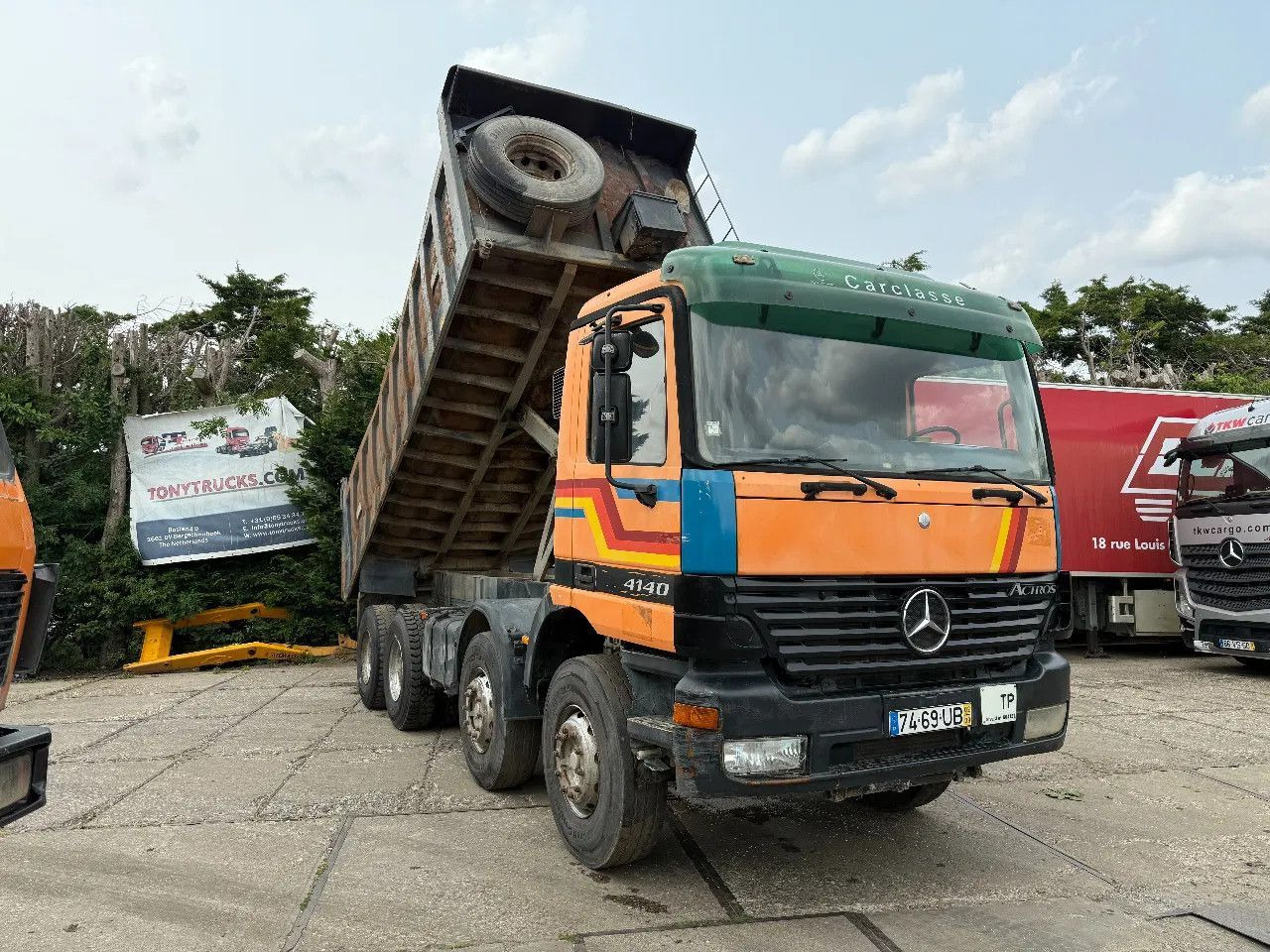 Mercedes-Benz Actros 4140 V6 8X4 Tipper Spring/Spring Manual G - מזהיר: תמונה 1 Mercedes-Benz Actros 4140 V6 8X4 Tipper Spring/Spring Manual G - מזהיר: תמונה 1