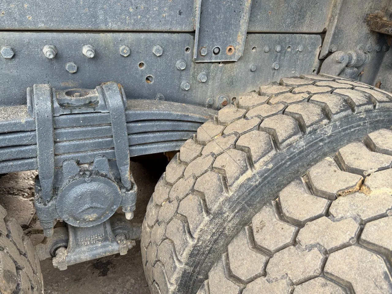 Mercedes-Benz Actros 4140 V6 8X4 Tipper Spring/Spring Manual G - מזהיר: תמונה 5 Mercedes-Benz Actros 4140 V6 8X4 Tipper Spring/Spring Manual G - מזהיר: תמונה 5