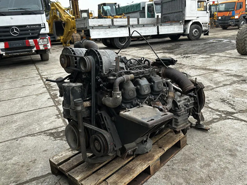 Mercedes-Benz OM 421 V6 Engine with Turbo 340HP + Gearbox - מנוע: תמונה 4 Mercedes-Benz OM 421 V6 Engine with Turbo 340HP + Gearbox - מנוע: תמונה 4