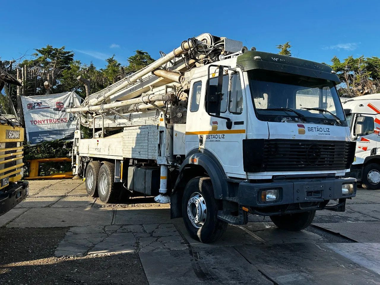Mercedes-Benz SK 2631 6X4 LSB 36M BETONPOMP 370 BAR Mercedes-Benz SK 2631 6X4 LSB 36M BETONPOMP 370 BAR - משאית משאבת מערבל: תמונה 1 Mercedes-Benz SK 2631 6X4 LSB 36M BETONPOMP 370 BAR Mercedes-Benz SK 2631 6X4 LSB 36M BETONPOMP 370 BAR - משאית משאבת מערבל: תמונה 1