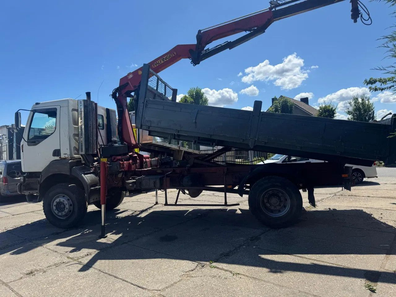 Renault Kerax 340 4X2 Tipper+Crane Spring/Spring Euro2 M - יחידת טרקטור: תמונה 4 Renault Kerax 340 4X2 Tipper+Crane Spring/Spring Euro2 M - יחידת טרקטור: תמונה 4