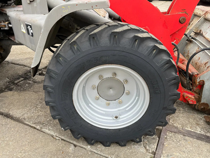 Volvo L30 WHEELLOADER OPEN BUCKET QUICK COUPLER - מעמיס גלגלים: תמונה 5 Volvo L30 WHEELLOADER OPEN BUCKET QUICK COUPLER - מעמיס גלגלים: תמונה 5