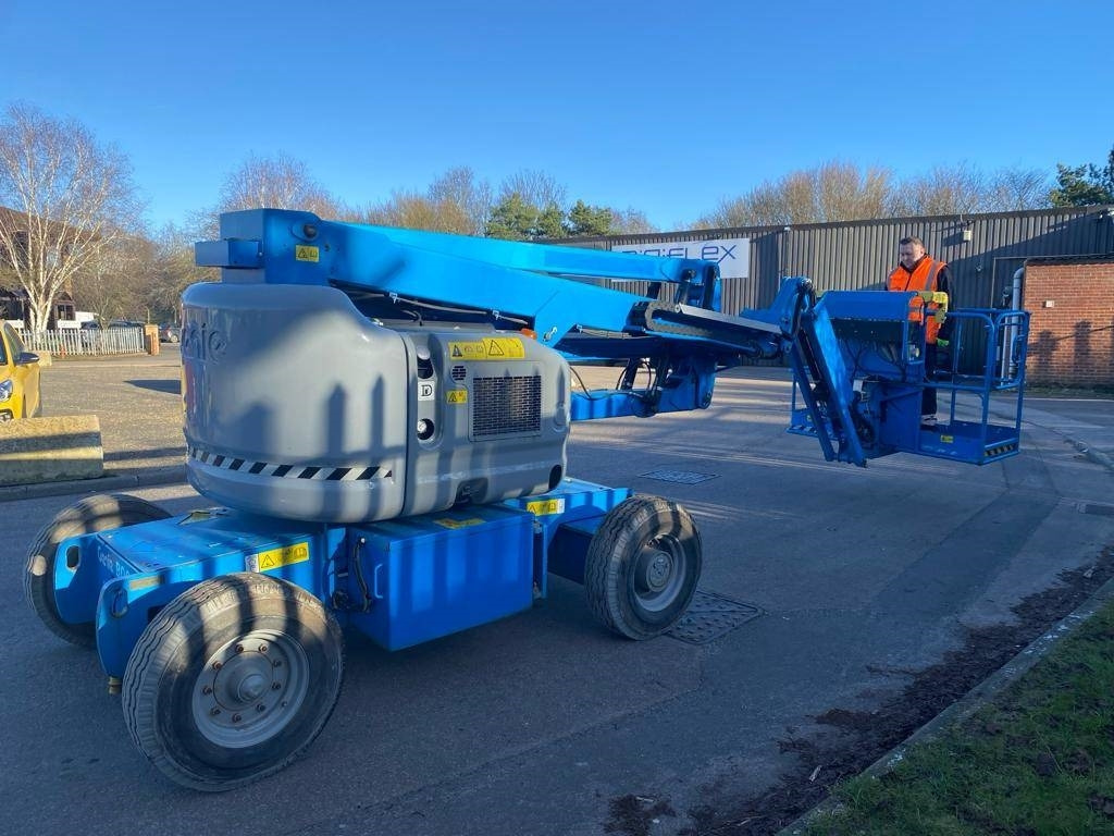 Genie Z 45/25 J BI  - זרוע מרפקי: תמונה 2 Genie Z 45/25 J BI  - זרוע מרפקי: תמונה 2