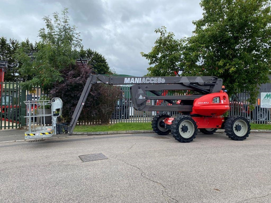 Manitou 200 ATJ - זרוע מרפקי: תמונה 2 Manitou 200 ATJ - זרוע מרפקי: תמונה 2