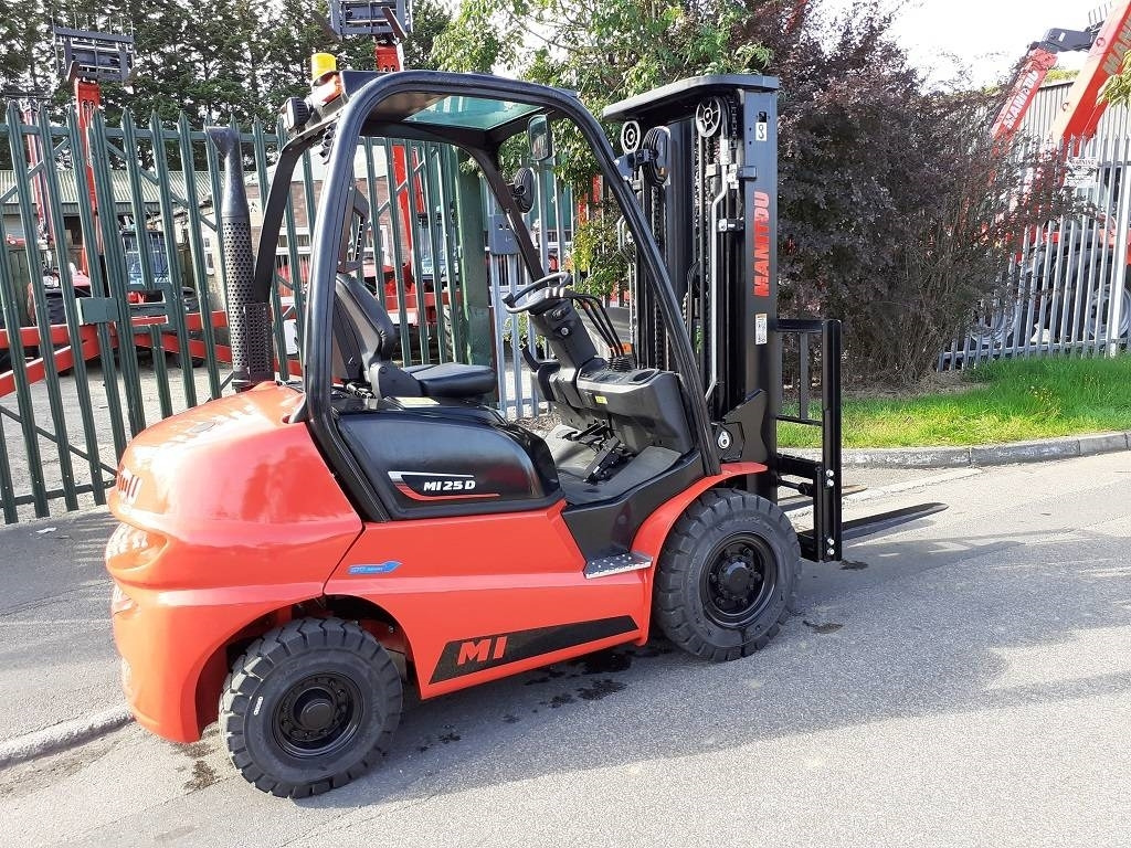 Manitou MI 25 D - מלגזת סולר: תמונה 1 Manitou MI 25 D - מלגזת סולר: תמונה 1
