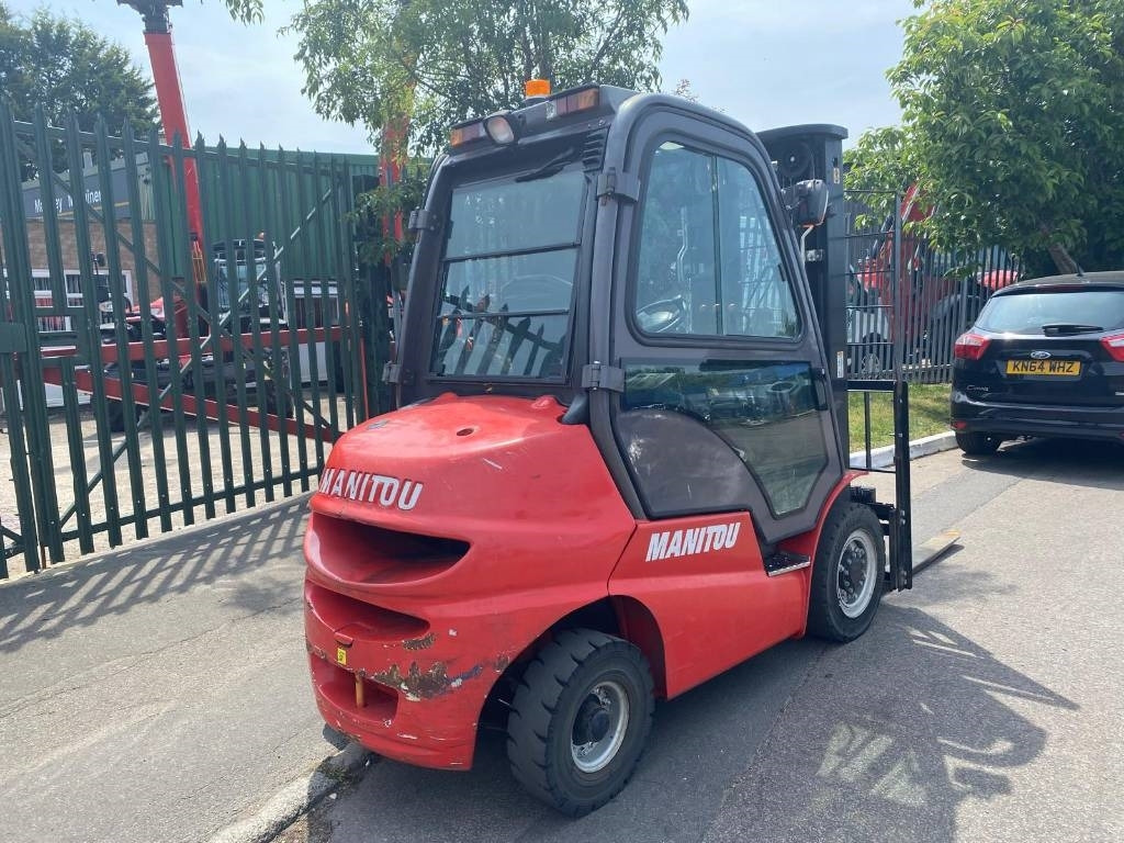 Manitou Mi25D - מלגזת סולר: תמונה 3 Manitou Mi25D - מלגזת סולר: תמונה 3
