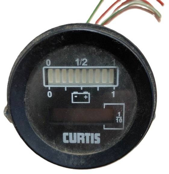 BATTERY AND HOUR METER - מערכת חשמל עבור ציוד לטיפול בחומרים: תמונה 1 BATTERY AND HOUR METER - מערכת חשמל עבור ציוד לטיפול בחומרים: תמונה 1