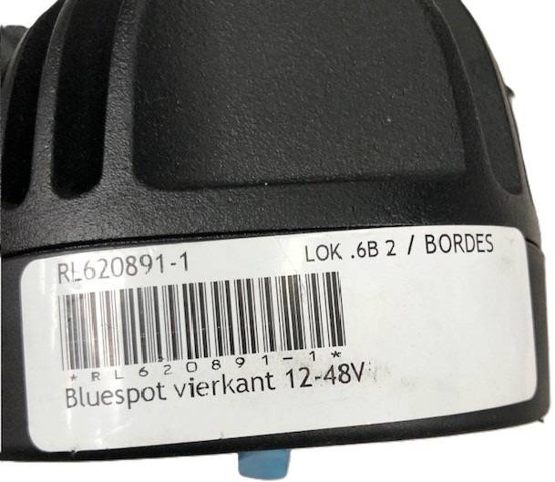 Blue spot square 12-48V - מערכת חשמל עבור ציוד לטיפול בחומרים: תמונה 3 Blue spot square 12-48V - מערכת חשמל עבור ציוד לטיפול בחומרים: תמונה 3