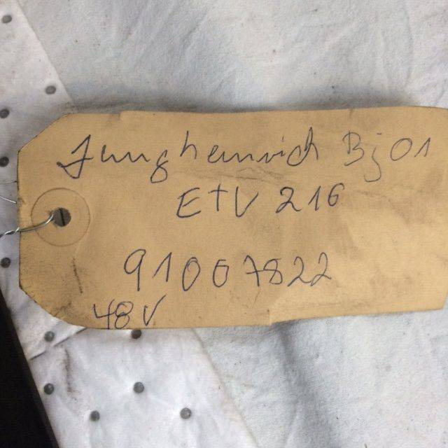 Control panel hood for Jungheinrich ETV 214/216 - מערכת חשמל עבור ציוד לטיפול בחומרים: תמונה 5 Control panel hood for Jungheinrich ETV 214/216 - מערכת חשמל עבור ציוד לטיפול בחומרים: תמונה 5