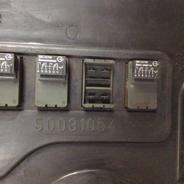 Control panel hood for Jungheinrich ETV 214/216 - מערכת חשמל עבור ציוד לטיפול בחומרים: תמונה 3 Control panel hood for Jungheinrich ETV 214/216 - מערכת חשמל עבור ציוד לטיפול בחומרים: תמונה 3