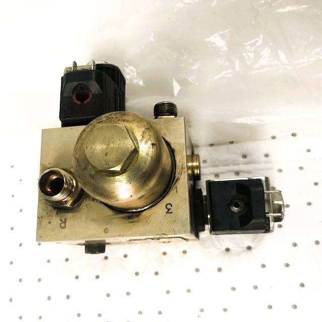 Control valve for Linde L14-L16AP, BR 372 - שסתום הידרולי עבור ציוד לטיפול בחומרים: תמונה 3 Control valve for Linde L14-L16AP, BR 372 - שסתום הידרולי עבור ציוד לטיפול בחומרים: תמונה 3