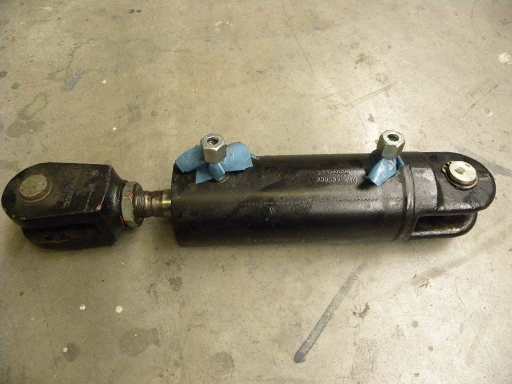 Cylinder , Tilt for Jungheinrich - צילינדר הידרולי עבור ציוד לטיפול בחומרים: תמונה 1 Cylinder , Tilt for Jungheinrich - צילינדר הידרולי עבור ציוד לטיפול בחומרים: תמונה 1