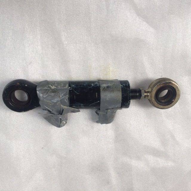 Cylinder for Jungheinrich ETV 216 - צילינדר הידרולי עבור ציוד לטיפול בחומרים: תמונה 1 Cylinder for Jungheinrich ETV 216 - צילינדר הידרולי עבור ציוד לטיפול בחומרים: תמונה 1