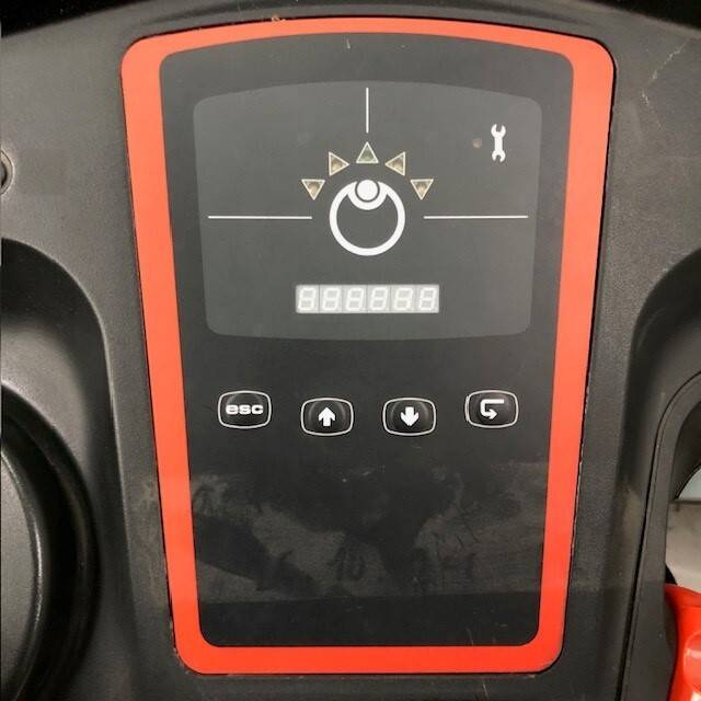 Dashboard for Linde / Still - לוח מחוונים עבור ציוד לטיפול בחומרים: תמונה 2 Dashboard for Linde / Still - לוח מחוונים עבור ציוד לטיפול בחומרים: תמונה 2
