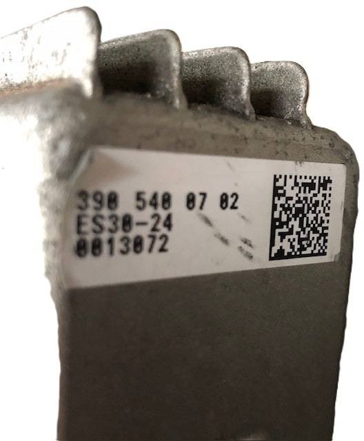 ES30-24 Steering motor - היגוי עבור ציוד לטיפול בחומרים: תמונה 4 ES30-24 Steering motor - היגוי עבור ציוד לטיפול בחומרים: תמונה 4