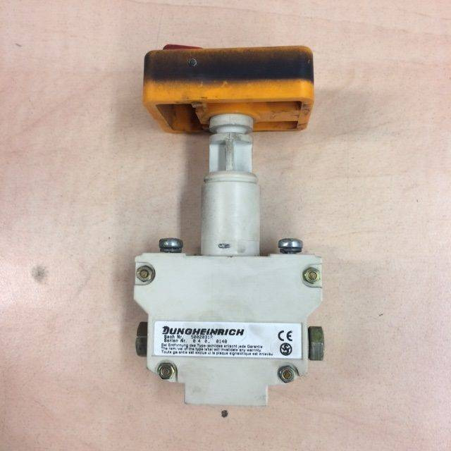 Emergency stop switch ERD 220 - מתג עמוד היגוי עבור ציוד לטיפול בחומרים: תמונה 3 Emergency stop switch ERD 220 - מתג עמוד היגוי עבור ציוד לטיפול בחומרים: תמונה 3