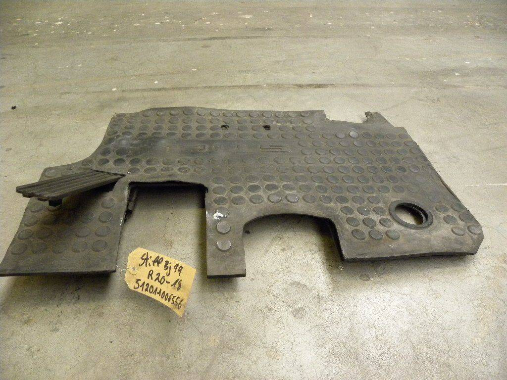 Foot console with accelerator - דוושה עבור ציוד לטיפול בחומרים: תמונה 1 Foot console with accelerator - דוושה עבור ציוד לטיפול בחומרים: תמונה 1