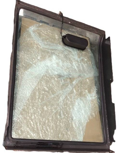 Front window for Nissan/Atlet - חלון וחלקים עבור ציוד לטיפול בחומרים: תמונה 2 Front window for Nissan/Atlet - חלון וחלקים עבור ציוד לטיפול בחומרים: תמונה 2