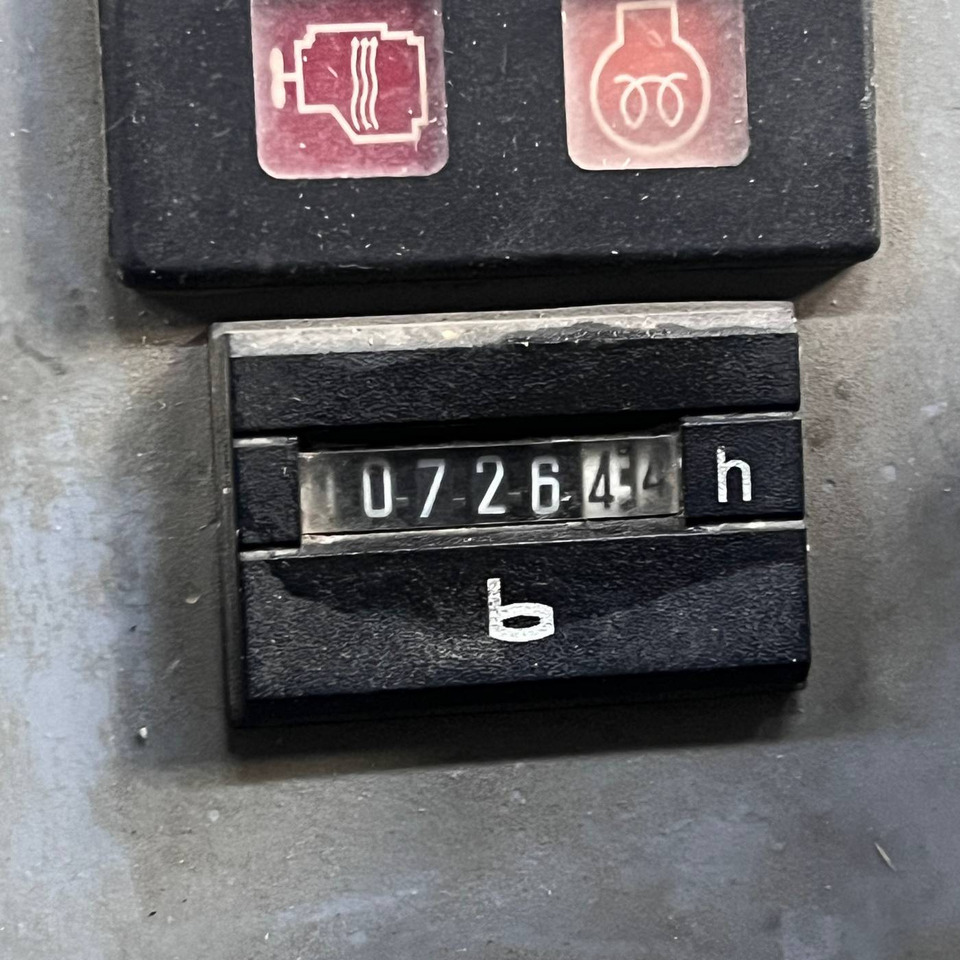 Hako Jonas 1200D - מטאטא תעשייתי: תמונה 4 Hako Jonas 1200D - מטאטא תעשייתי: תמונה 4