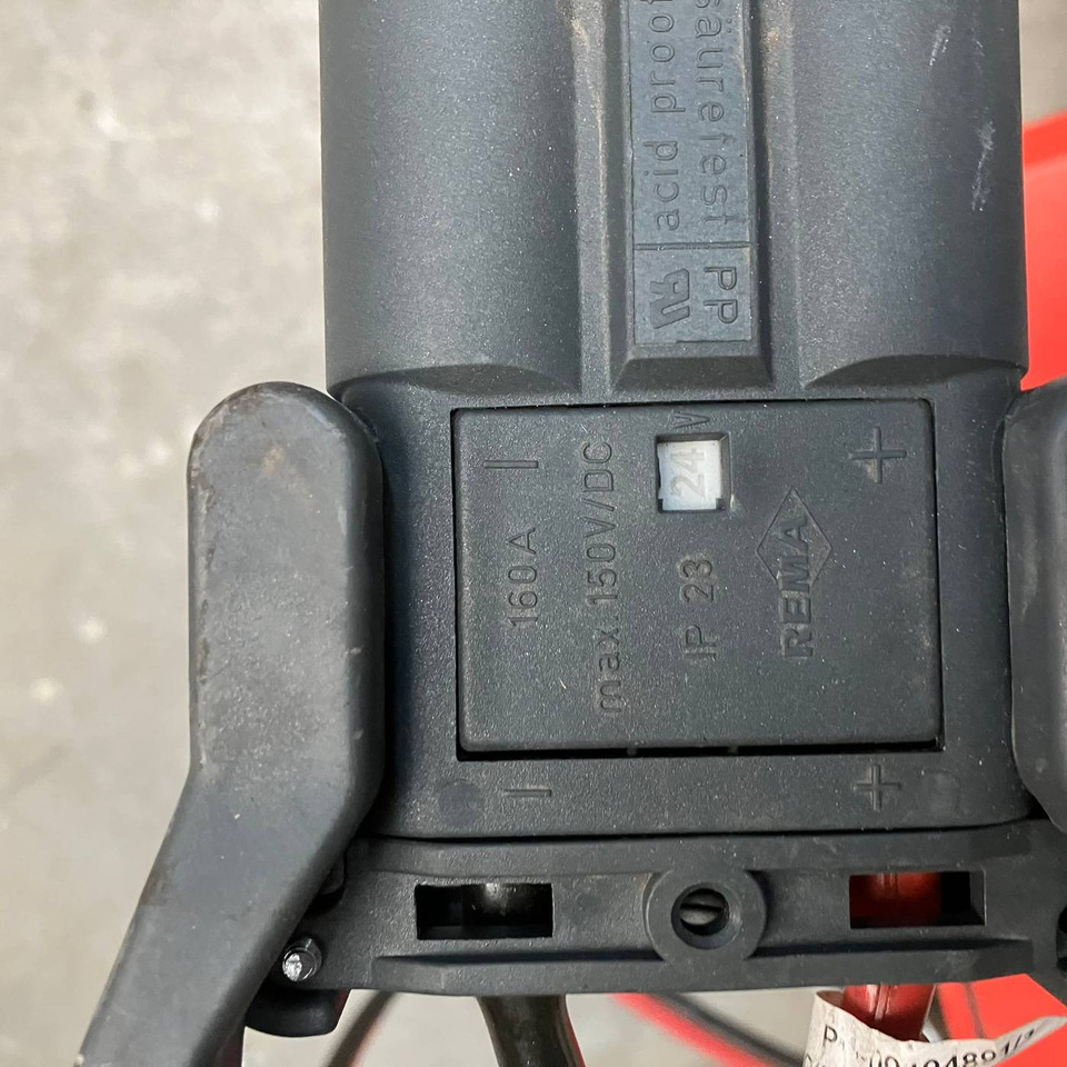 Hawker 24V/40A - חלקי חילוף עבור ציוד לטיפול בחומרים: תמונה 4 Hawker 24V/40A - חלקי חילוף עבור ציוד לטיפול בחומרים: תמונה 4