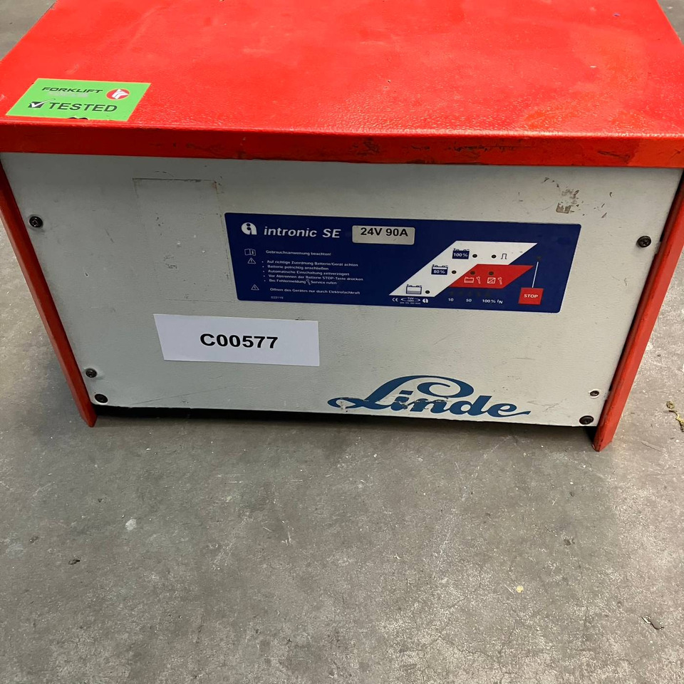 Hawker 24V/90A - חלקי חילוף עבור ציוד לטיפול בחומרים: תמונה 1 Hawker 24V/90A - חלקי חילוף עבור ציוד לטיפול בחומרים: תמונה 1