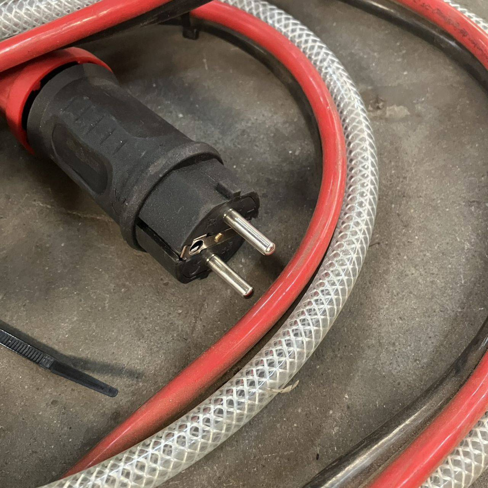 Hawker E24V/30A - חלקי חילוף עבור ציוד לטיפול בחומרים: תמונה 5 Hawker E24V/30A - חלקי חילוף עבור ציוד לטיפול בחומרים: תמונה 5