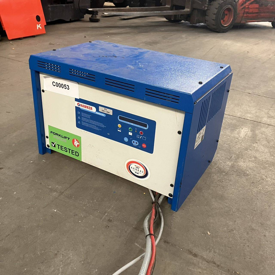 Hawker E24V/30A - חלקי חילוף עבור ציוד לטיפול בחומרים: תמונה 1 Hawker E24V/30A - חלקי חילוף עבור ציוד לטיפול בחומרים: תמונה 1