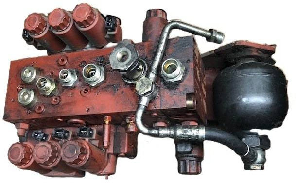 Hydraulic control valve for Linde - שסתום הידרולי עבור ציוד לטיפול בחומרים: תמונה 1 Hydraulic control valve for Linde - שסתום הידרולי עבור ציוד לטיפול בחומרים: תמונה 1