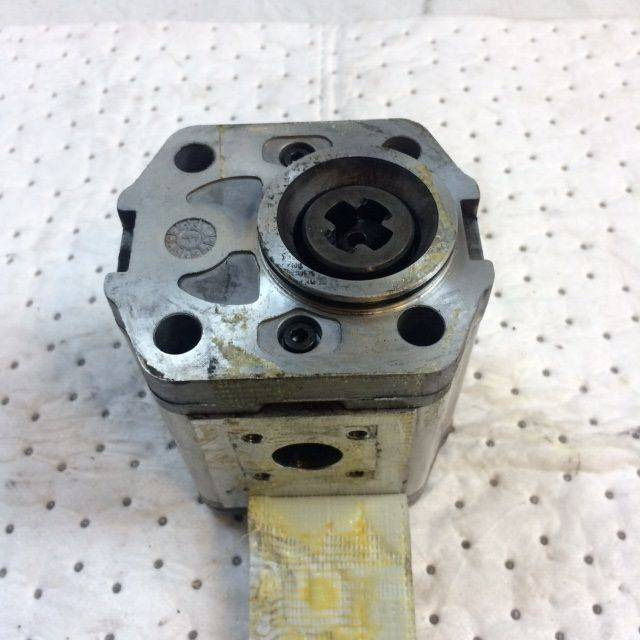 Hydraulic pump for Still/Wagner FM20 - משאבת היגוי עבור ציוד לטיפול בחומרים: תמונה 1 Hydraulic pump for Still/Wagner FM20 - משאבת היגוי עבור ציוד לטיפול בחומרים: תמונה 1
