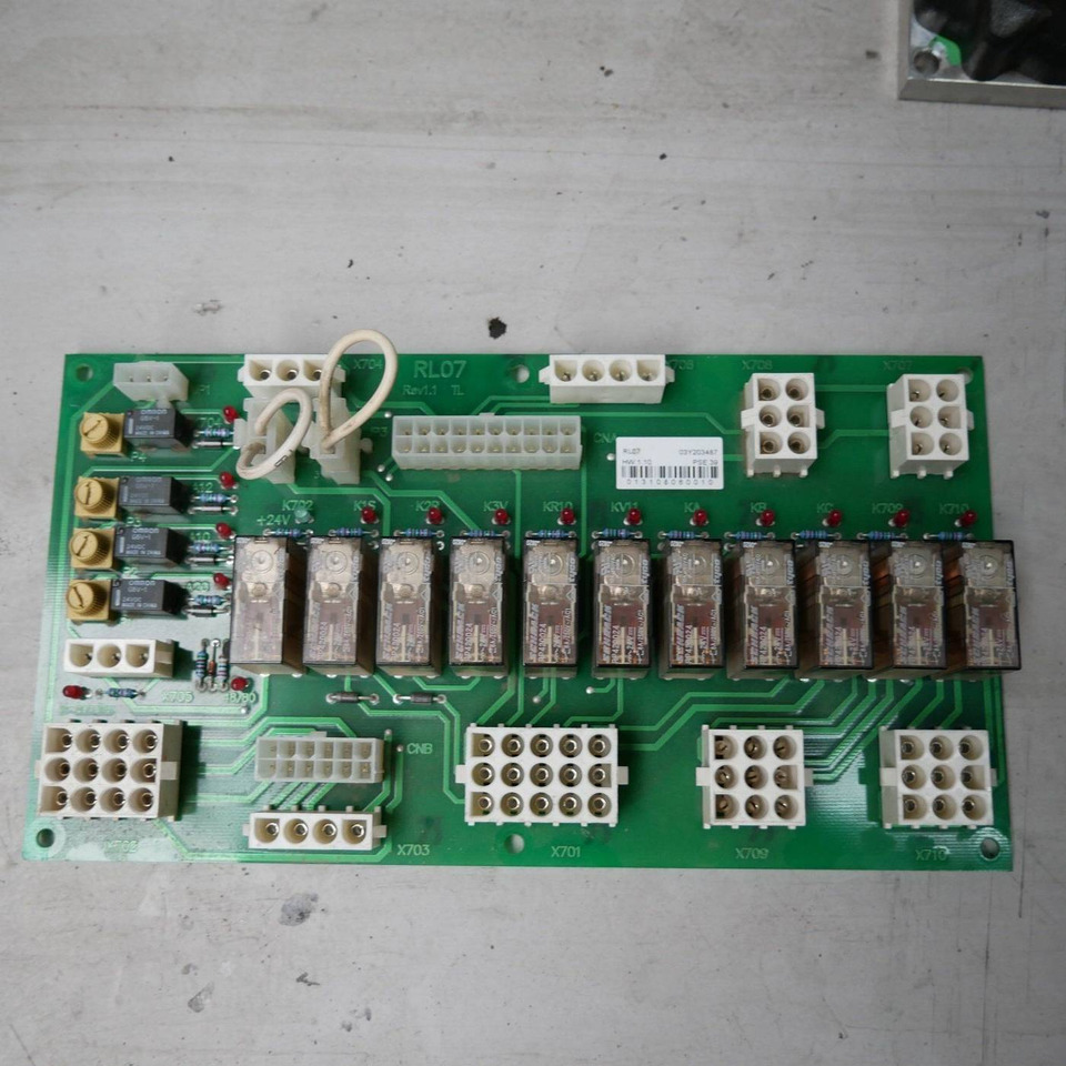Interface Printed circuit board - מערכת חשמל עבור ציוד לטיפול בחומרים: תמונה 1 Interface Printed circuit board - מערכת חשמל עבור ציוד לטיפול בחומרים: תמונה 1