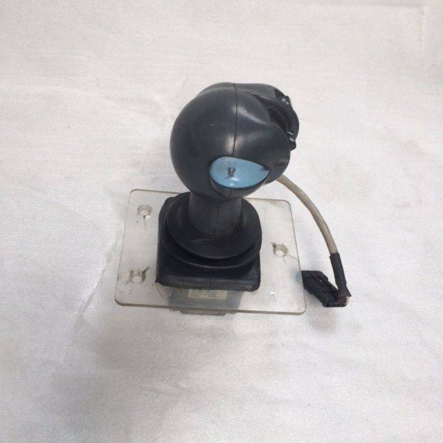 Joystick for Hyster - מערכת חשמל עבור ציוד לטיפול בחומרים: תמונה 3 Joystick for Hyster - מערכת חשמל עבור ציוד לטיפול בחומרים: תמונה 3