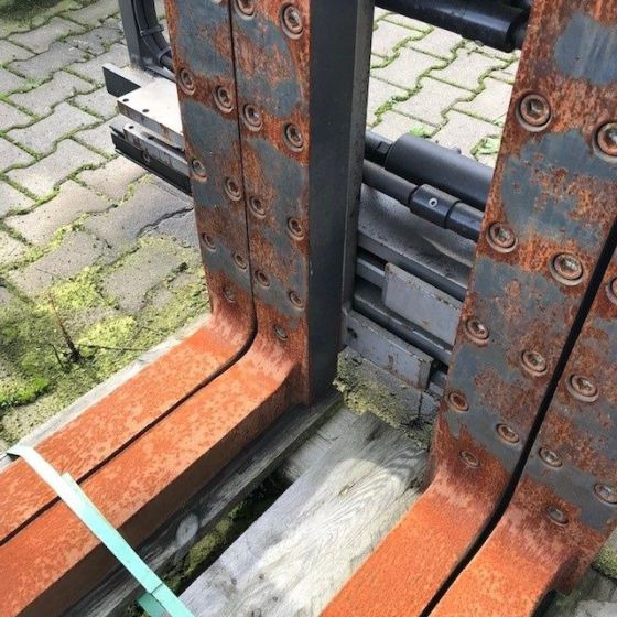KAUP DOUBLE PALLET HANDLER - מזלגות: תמונה 2 KAUP DOUBLE PALLET HANDLER - מזלגות: תמונה 2