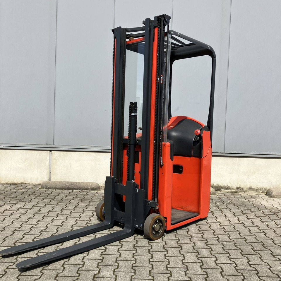 Linde E10 (334) - מלגזה חשמלית: תמונה 1 Linde E10 (334) - מלגזה חשמלית: תמונה 1