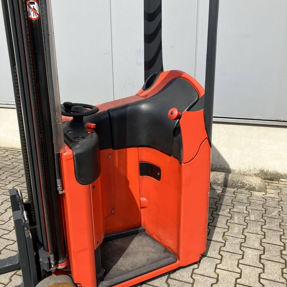 Linde E10 (334) - מלגזה חשמלית: תמונה 3 Linde E10 (334) - מלגזה חשמלית: תמונה 3