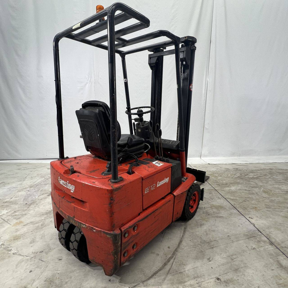 Linde E12 (324) - מלגזה חשמלית: תמונה 2 Linde E12 (324) - מלגזה חשמלית: תמונה 2