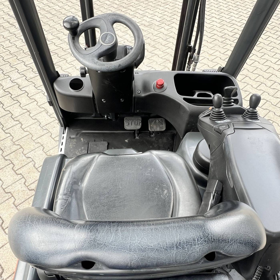 Linde E16C (386-02) EVO - מלגזה חשמלית: תמונה 4 Linde E16C (386-02) EVO - מלגזה חשמלית: תמונה 4