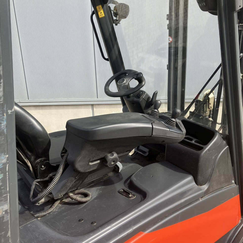 Linde E16PH-02 (386) EVO - מלגזה חשמלית: תמונה 3 Linde E16PH-02 (386) EVO - מלגזה חשמלית: תמונה 3