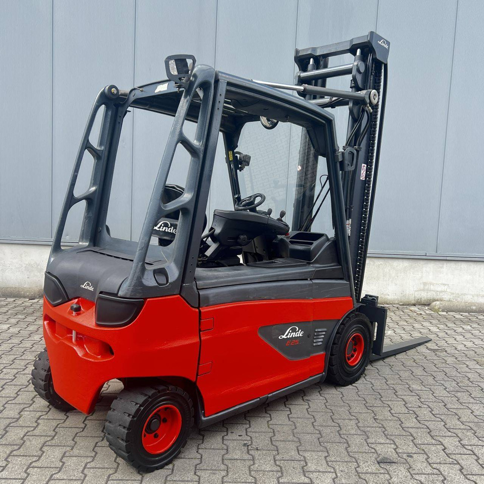 Linde E25L (387) - מלגזה חשמלית: תמונה 2 Linde E25L (387) - מלגזה חשמלית: תמונה 2