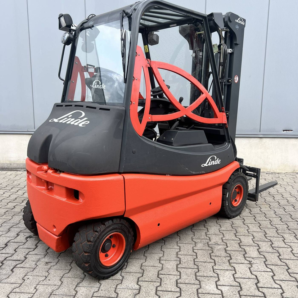 Linde E25S (336-03) - מלגזה חשמלית: תמונה 2 Linde E25S (336-03) - מלגזה חשמלית: תמונה 2