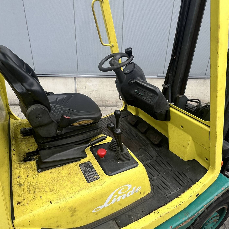 Linde E48P (337) - מלגזה חשמלית: תמונה 3 Linde E48P (337) - מלגזה חשמלית: תמונה 3