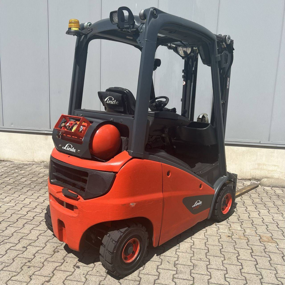 Linde H18T (391-02) EVO - מלגזת LPG: תמונה 2 Linde H18T (391-02) EVO - מלגזת LPG: תמונה 2