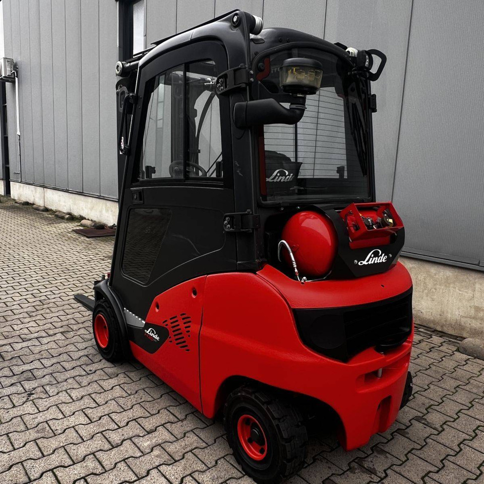 Linde H20T (391) EVO - מלגזת LPG: תמונה 4 Linde H20T (391) EVO - מלגזת LPG: תמונה 4