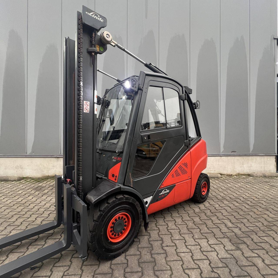 Linde H30D (393) EVO - מלגזת סולר: תמונה 1 Linde H30D (393) EVO - מלגזת סולר: תמונה 1