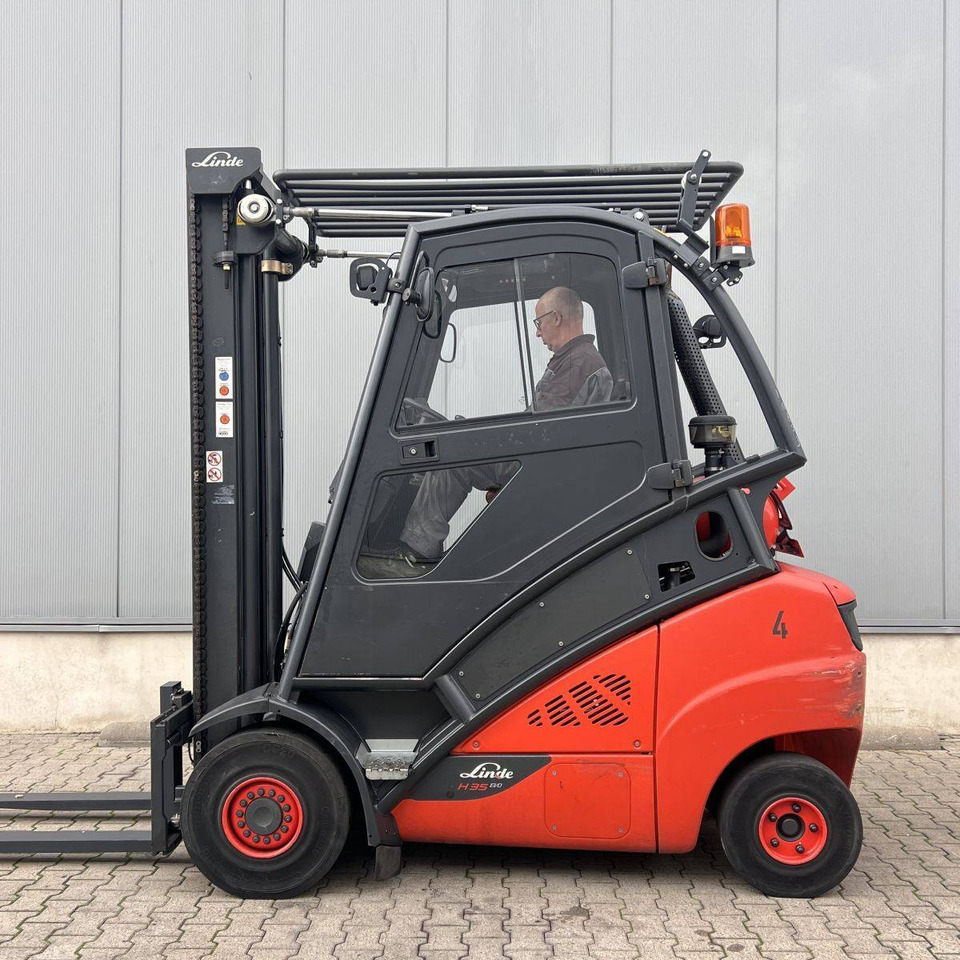 Linde H35T (393-02) EVO - מלגזת LPG: תמונה 3 Linde H35T (393-02) EVO - מלגזת LPG: תמונה 3