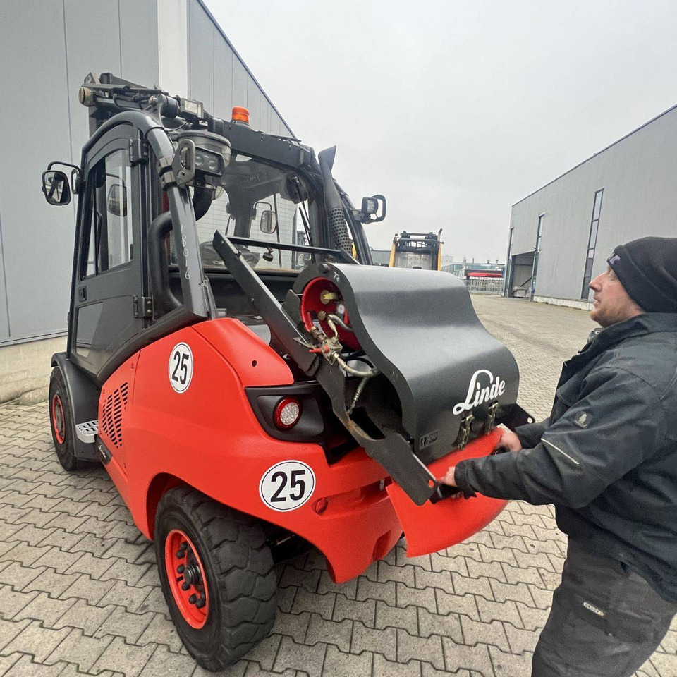 Linde H50T-02 (394) EVO - מלגזת LPG: תמונה 4 Linde H50T-02 (394) EVO - מלגזת LPG: תמונה 4