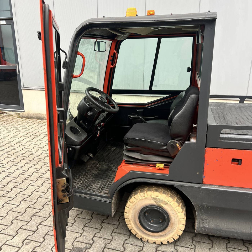Linde P250 LWB (127) - טרקטור גרירה: תמונה 4 Linde P250 LWB (127) - טרקטור גרירה: תמונה 4