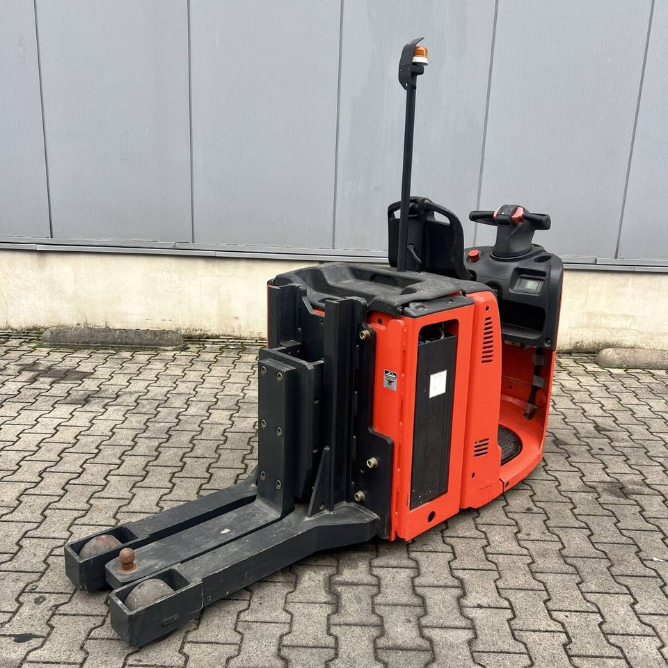 Linde P30 (132) - טרקטור גרירה: תמונה 2 Linde P30 (132) - טרקטור גרירה: תמונה 2