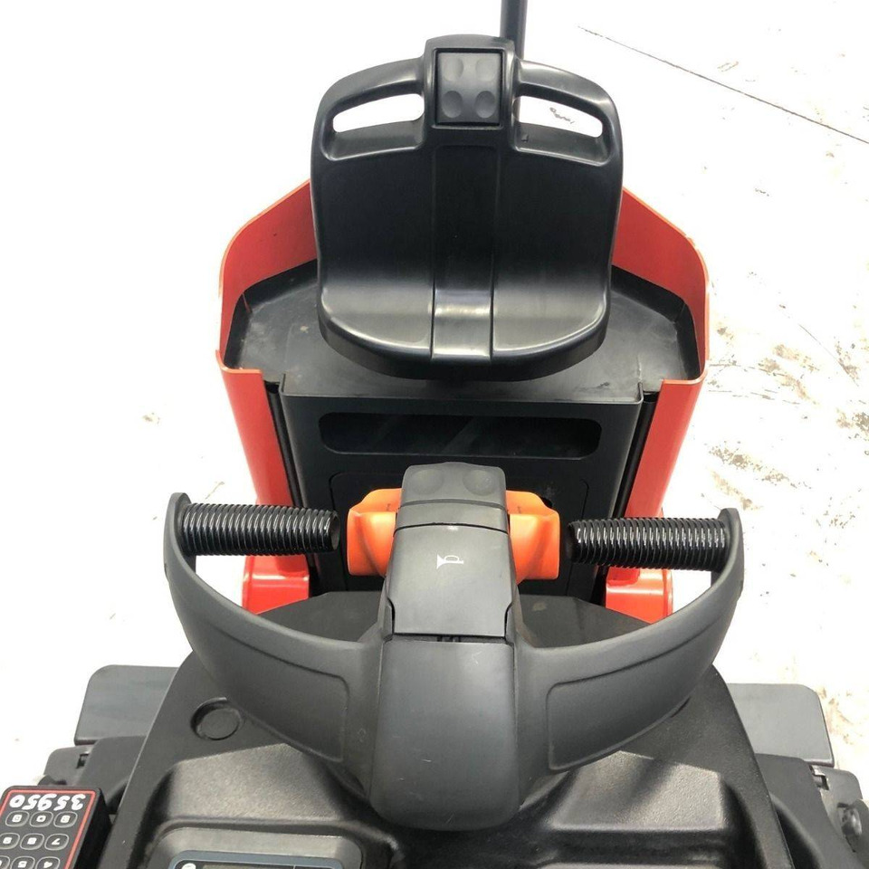 Linde P50C (1190) - טרקטור גרירה: תמונה 5 Linde P50C (1190) - טרקטור גרירה: תמונה 5