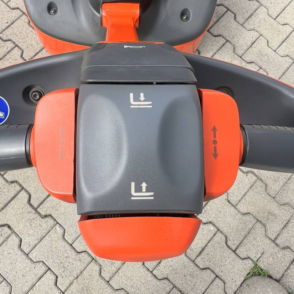 Linde T16 (1152) - משאית משטחים: תמונה 4 Linde T16 (1152) - משאית משטחים: תמונה 4