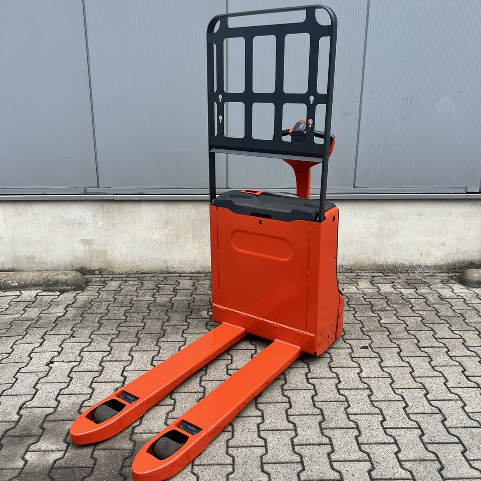Linde T16 (1152) - משאית משטחים: תמונה 3 Linde T16 (1152) - משאית משטחים: תמונה 3